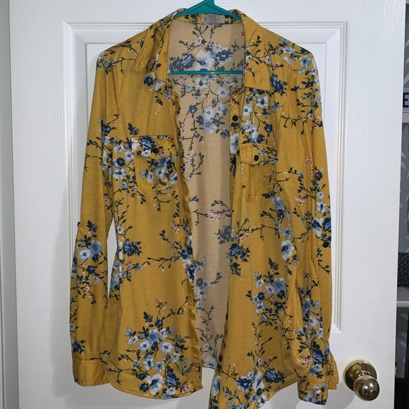 Tops - floral flannel